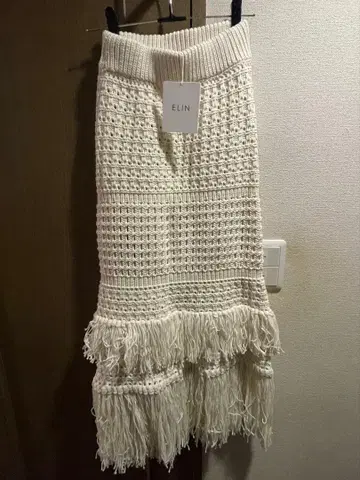 ELIN 프린지 니트 스커트