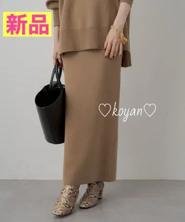 [택 포함 새상품] 라운지 드레스 맨투맨 니트 스커트