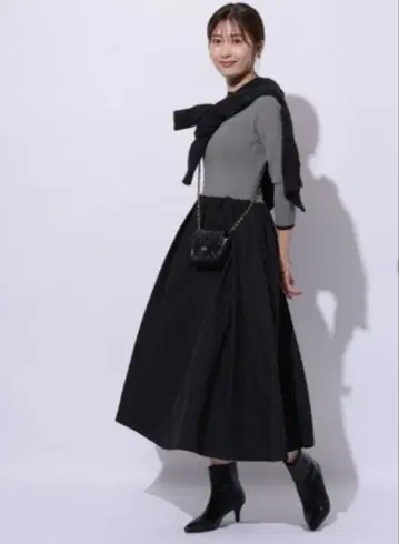 7부 소매 전후 2WAY 타프타 도킹 원피스 아푸와이저 리셰