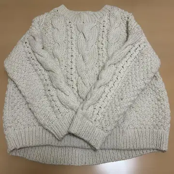 어반 리서치 카구레 아이보리 케이블 짜임 니트 스웨터 긴팔