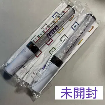 [ 2개 세트 ] Travis Japan 응원봉 [ 미개봉 ]