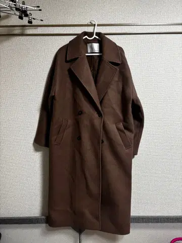 Levendis 브라운 더블 브레스트 코트