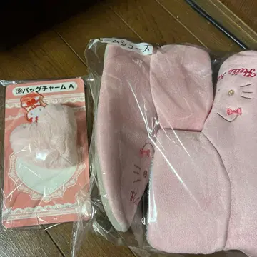 헬로키티 복권 룸슈즈 백참 2세트