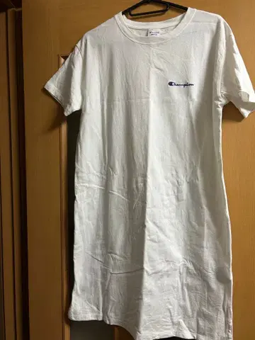 Champion 화이트 T셔츠 M 사이즈