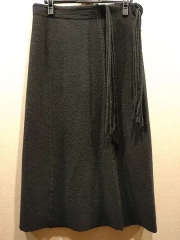 요건 레일 프린지 블랙 롱 스커트