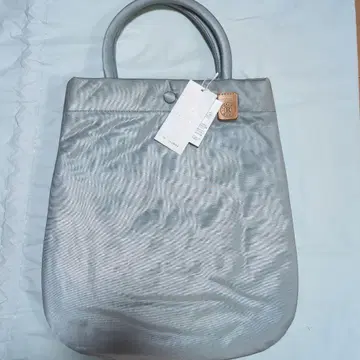 러셋 무크 실버 토트백 합성 피혁