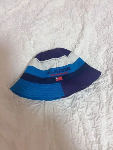 XLARGE 버킷햇