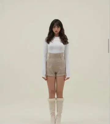 andmary 메리 로고 탑 베이지