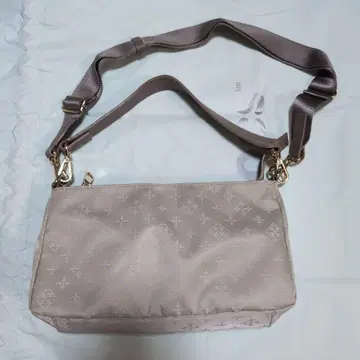 러셋 베이지 숄더백