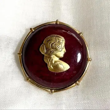 빈티지 브로치 카메오 골드 귀부인 와인 레드 보르도 우드