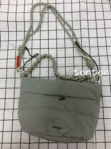 topologie 그레이 숄더백