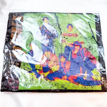 새상품 미개봉 SixTONES 티셔츠 블랙 [ VVS ] S-1