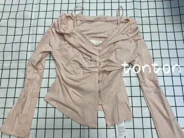 Not Your Rose 오프숄더 긴팔 상의 핑크