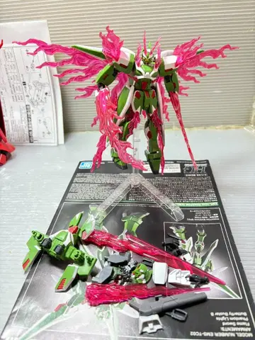 프리미엄 반다이 한정판 건담 프라모델 HG 1/144 팬텀 건담 완성품