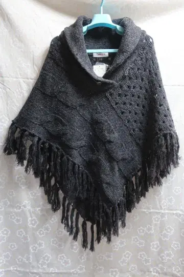 판초 스톨 블랙 계열