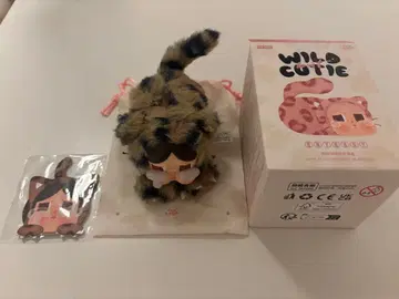 POPMART CRYBABY Wild but Cutie 시크릿