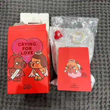 CRYBABY Crying for Love 피규어