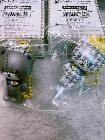 새상품 산리오 흑백 걸리시 시크릿 마스코트 참 타이니 참