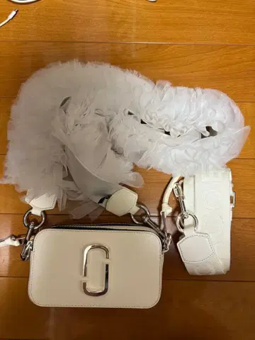 MARC JACOBS 토모코이즈미 콜라보