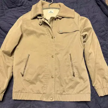LACOSTE 베이지 자켓 M 사이즈 상당