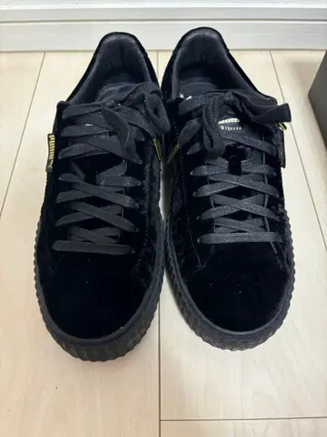 PUMA 펜티 by 리한나 초대 벨벳 블랙 스니커즈 박스 포함