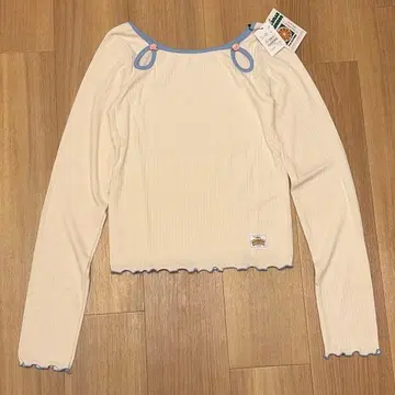 새상품 헬로 샌프란시스코 핀턱 배색 리브 티셔츠 긴팔 상의 티셔츠