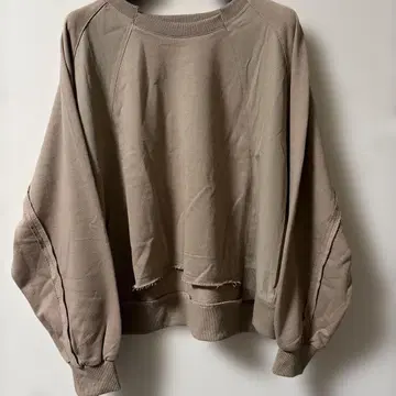 동일 컬러의 다른 소재를 사용한 티셔츠 (미사용 새상품)