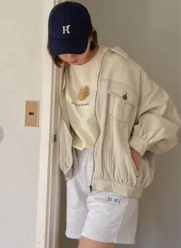 시착만 한 상품 RUBY AND YOU 볼륨 지퍼 자켓