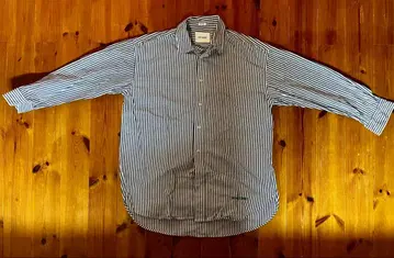 niko and - 블루 화이트 스트라이프 긴팔 셔츠