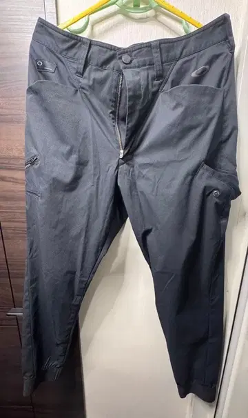 OAKLEY 블랙 팬츠 JPN32