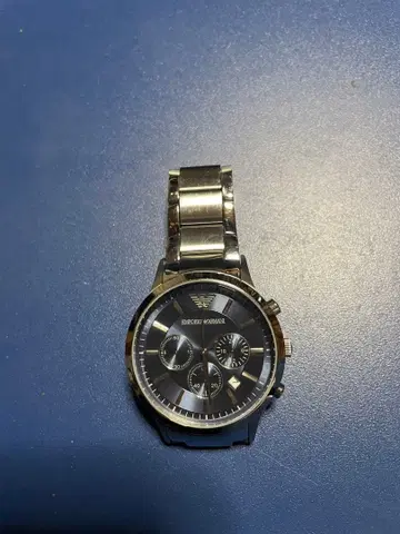 엠포리오 아르마니 크로노그래프 손목시계