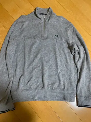 프라페 리 하프 지퍼