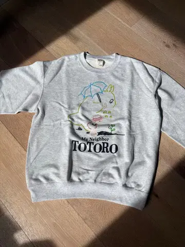 유니클로 지브리 콜라보 트레이닝복 S XL