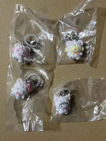 메지루시 액세서리 산리오 캐릭터즈 포근포근 스노우 4종 세트