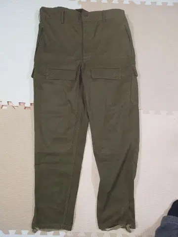 OZKN (체코군) 스트레이트 카고 팬츠 올리브 그린
