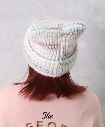 FILA 멀티 컬러 니트 비니 고양이 귀 디자인