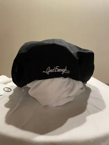 새상품 굿이너프 GOOD ENOUGH 베레모