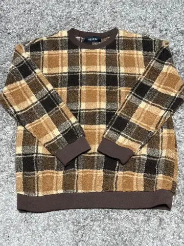 체크 무늬 스웨터