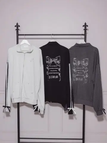 pium 109점 더블 라인 비쥬 프린트 지퍼 맨투맨