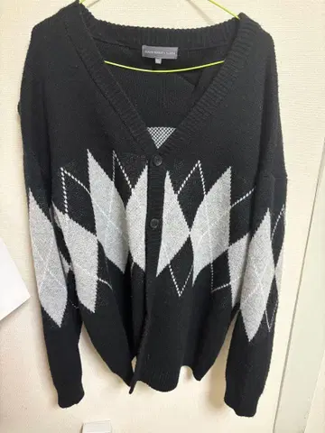 다이아몬드 패턴 니트 가디건