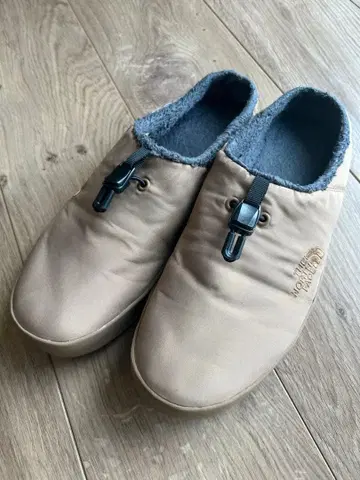 The North Face 베이지 슬립온