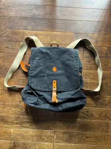 캔버스 블랙 백팩