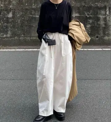 fashiru 코튼 루즈 테이퍼드 팬츠 화이트