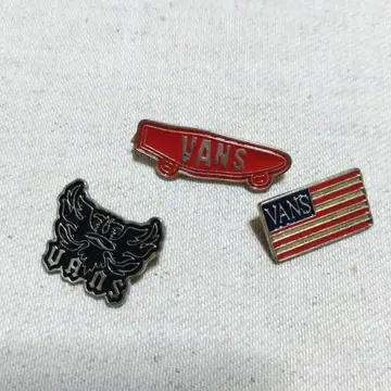 vans 핑 배지