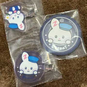 Zeroni 에니마이 복권 E상 헤어 클립 세트 F상 캔뱃지 세트 유니니