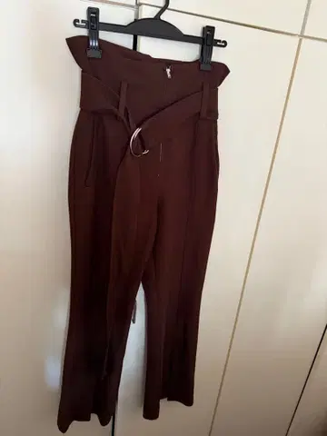 메종 스페셜 브라운 플레어 팬츠 벨트 포함