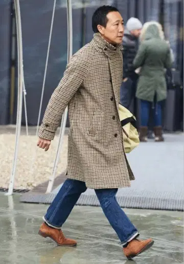 본인 착용 camoshita 발라칼라 코트 44