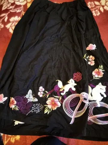 세일 중 kon-jaku 자수 플레어 스커트 블랙 2way