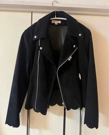 MASU SCALLOP LEATHER JACKET