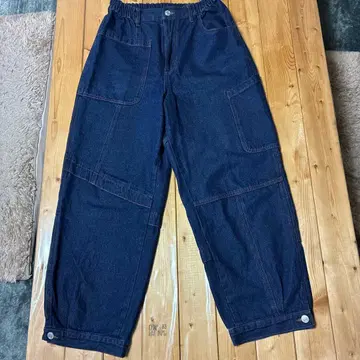 데님 (보이즈룸)